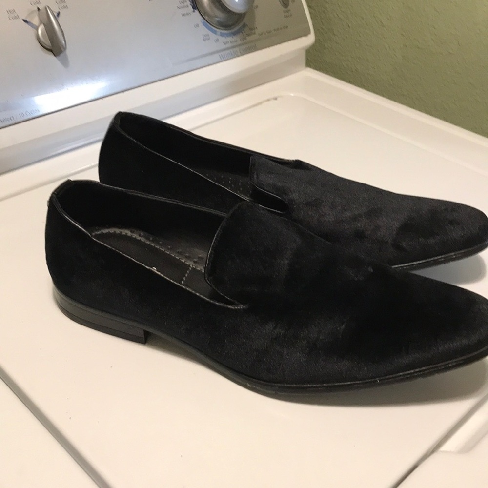 1670 Slip on Dress Shoe Faux Suede - Picture 2 of 5
